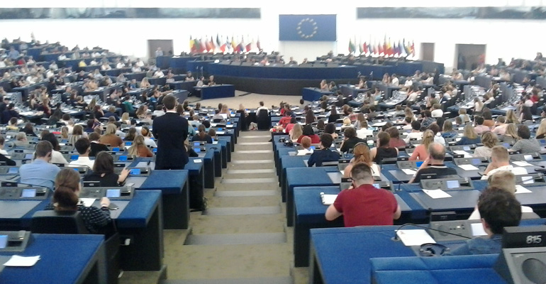Des jeunes de MFR au parlement européen
